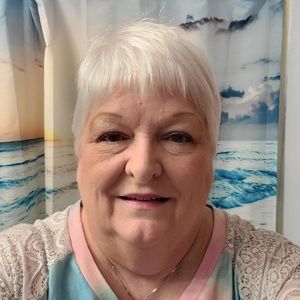 Meet your Posher, Peggy